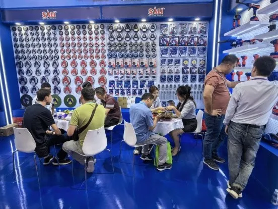 4ebd84c9-4b4b-416a-b723-8a25372734fd 4ebd84c9-4b4b-416a-b723-8a25372734fd